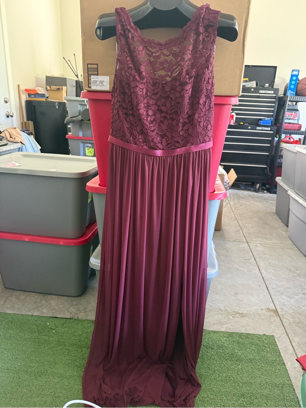 Elegant Lace Bodice Maxi Dress in Burgundy p20